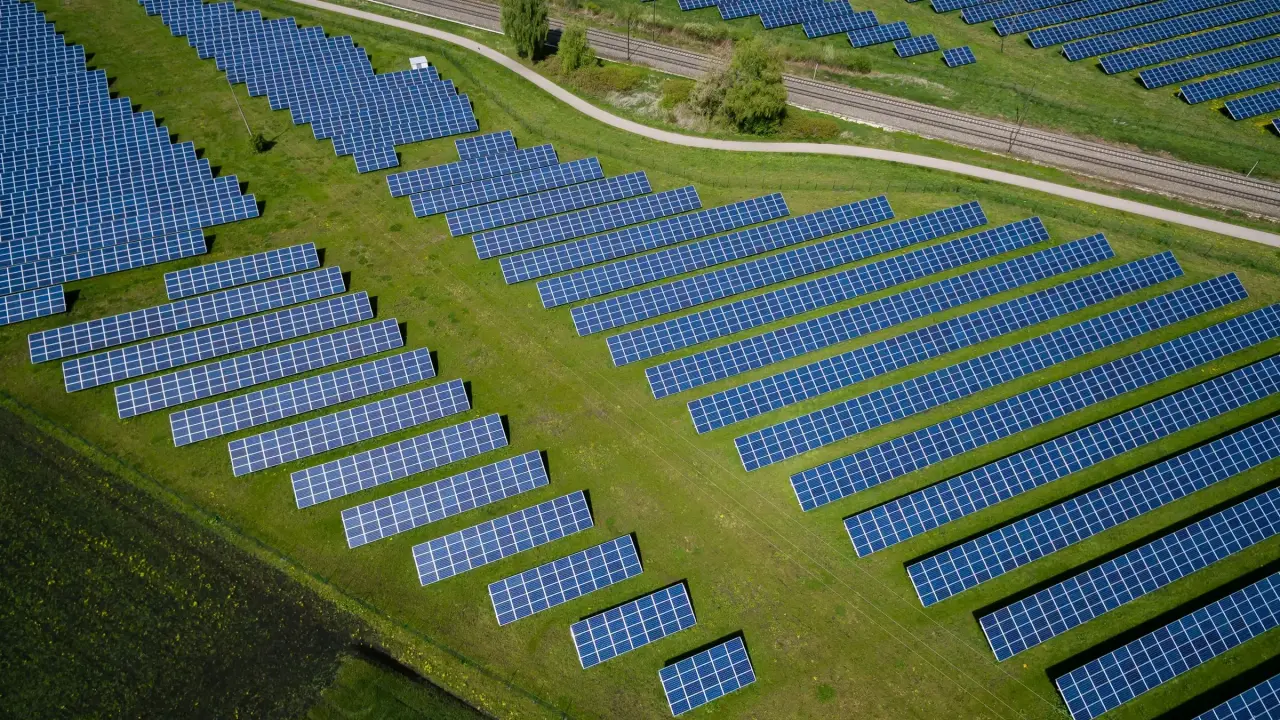 How a solar farm sends power into the grid
