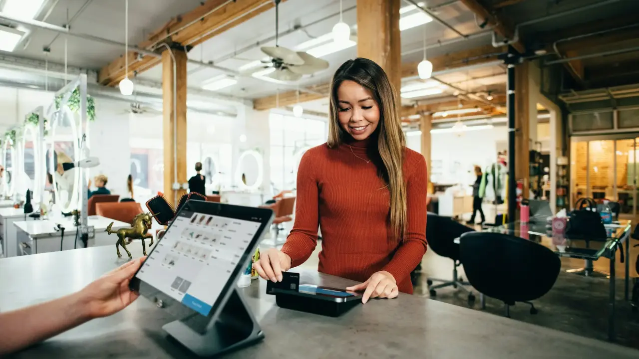 How small shops decide which payments to accept